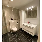 Med Naerhet Til Sjo, Skog Og Fjell Apartament Tromsø