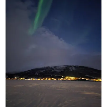 Med Naerhet Til Sjo, Skog Og Fjell Tromsø