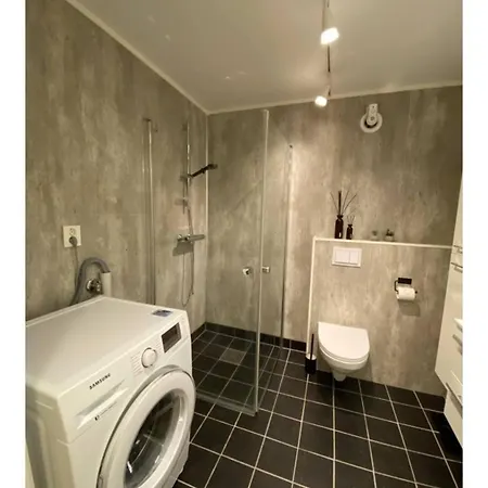 Med Nærhet Til Sjø, Skog Og Fjell Leilighet *